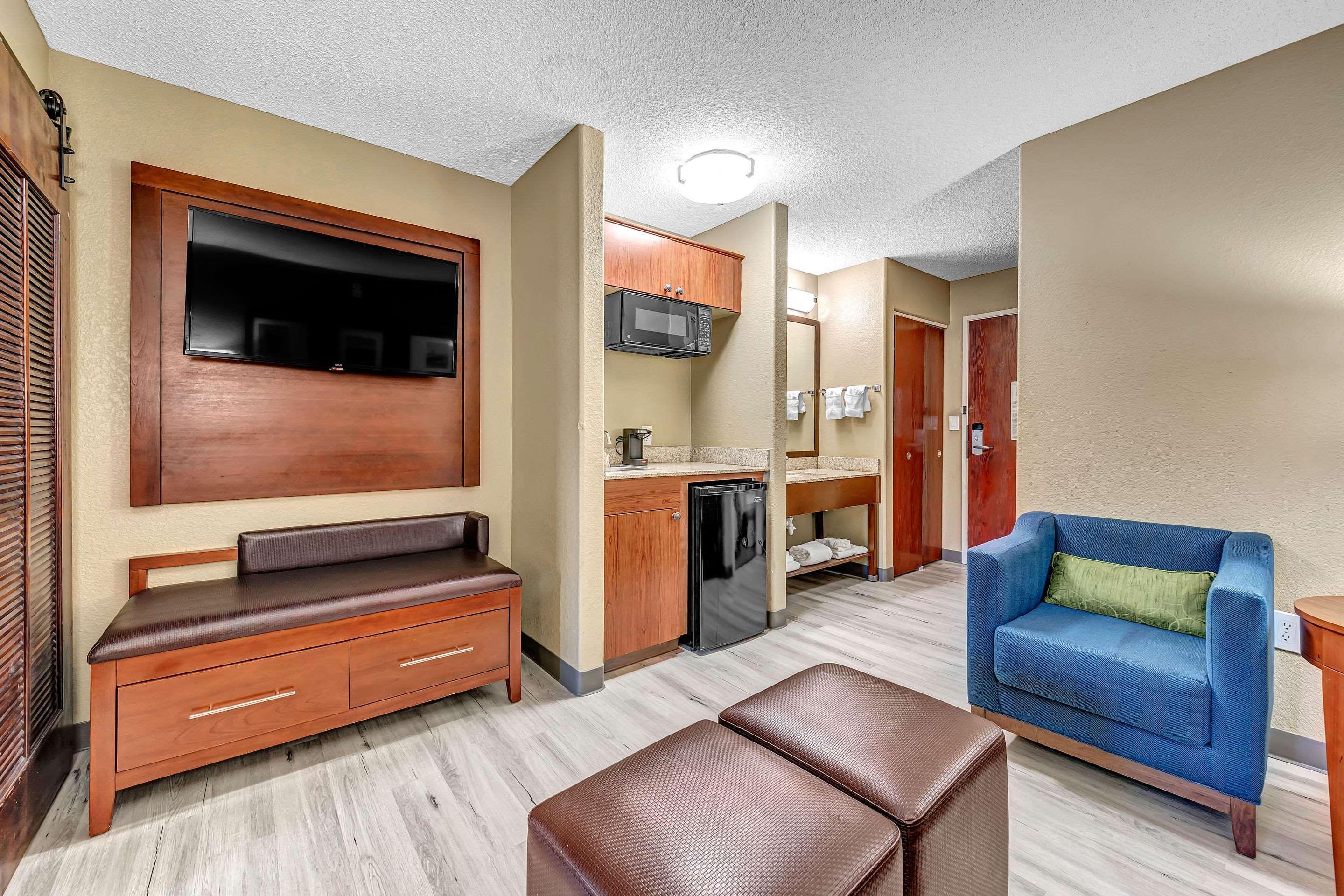 Comfort Suites Lakewood - Denver Exteriör bild