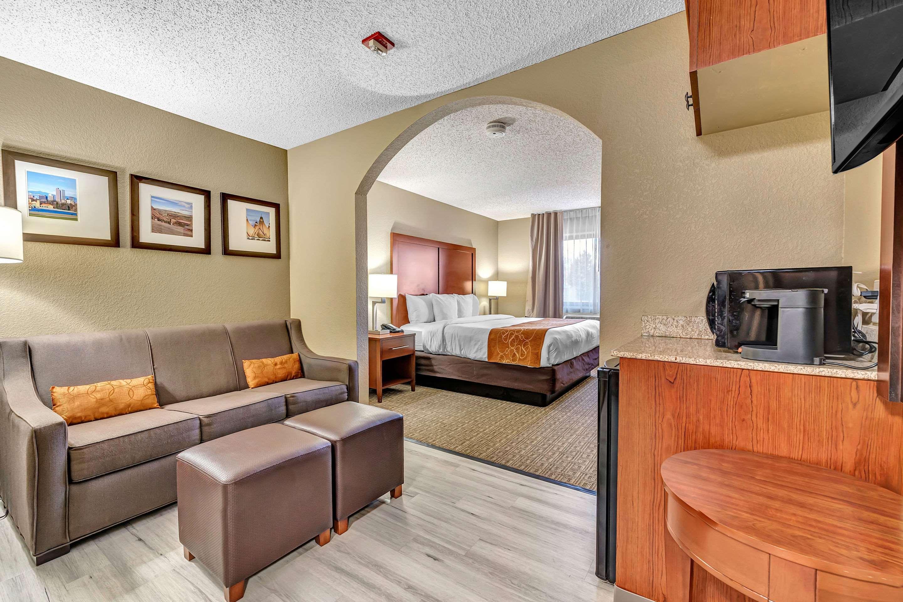 Comfort Suites Lakewood - Denver Exteriör bild